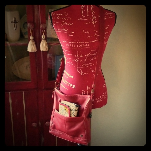 ❣️SOLD ELSEWHERE❣️Sak Purse and Wallet Bundle! - Picture 3 of 8